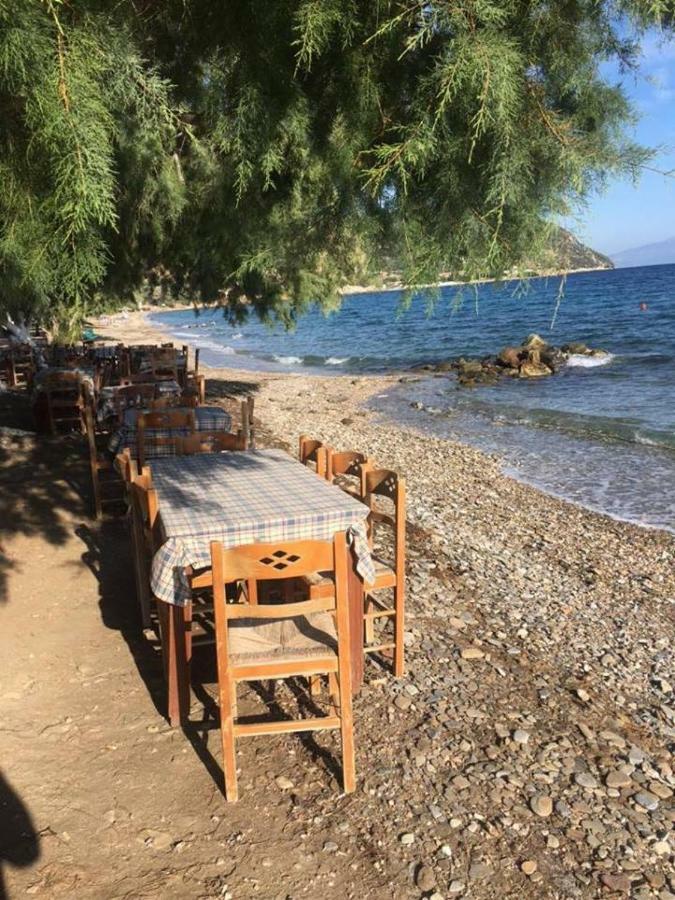 Eratous Seaside House Villa Agii Dimitrios ke Panteleimon Exterior photo